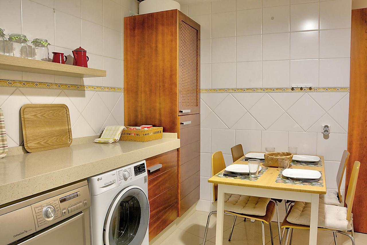 San Bernardo Family Apartment Sevilla Exterior foto
