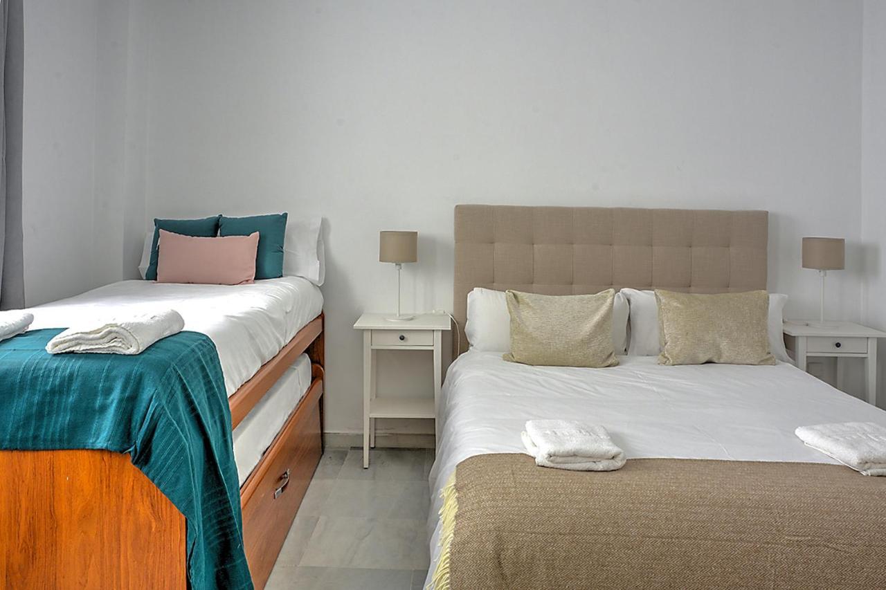 San Bernardo Family Apartment Sevilla Exterior foto