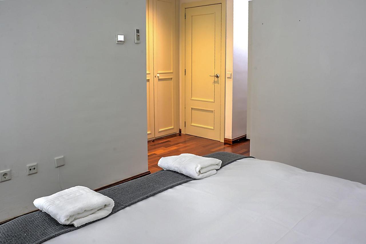 San Bernardo Family Apartment Sevilla Exterior foto